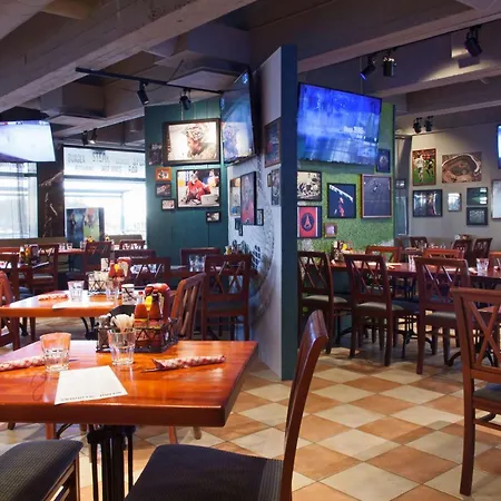 埃斯波斯堪迪克酒店 酒店