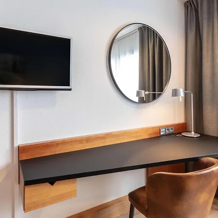 埃斯波斯堪迪克酒店 4*