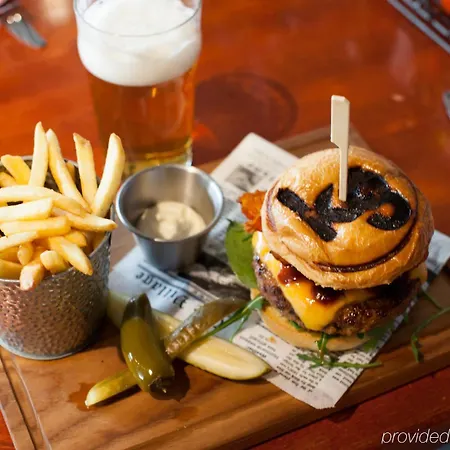 埃斯波斯堪迪克酒店 艾斯堡